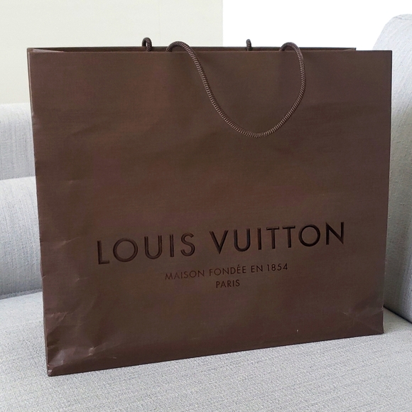 Louis Vuitton Large paper shopping bag - Picture 2 of 6